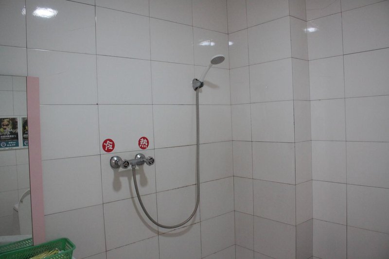 Longshun Business HostelGuest Room