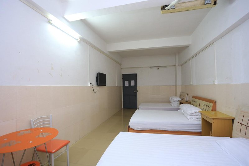 Baozugong Hostel客房