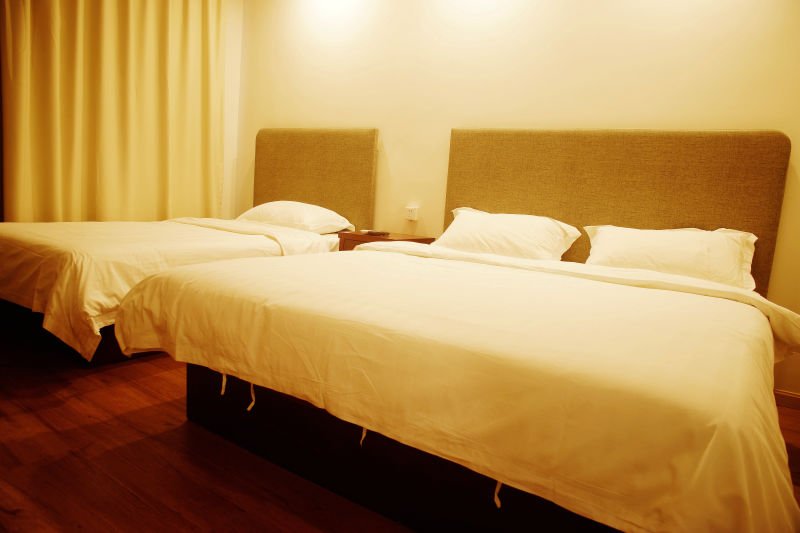 GreenTree Inn Shanghai Hongqiao Hub Convention Center Huaxiang Road Shell Hotel Guest Room