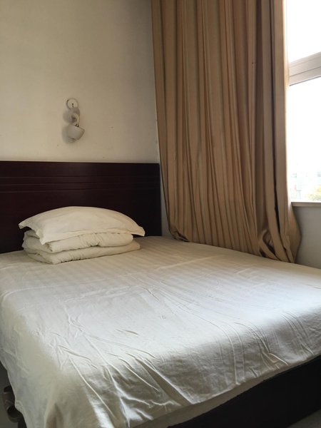 Yirenju Hotel Guest Room