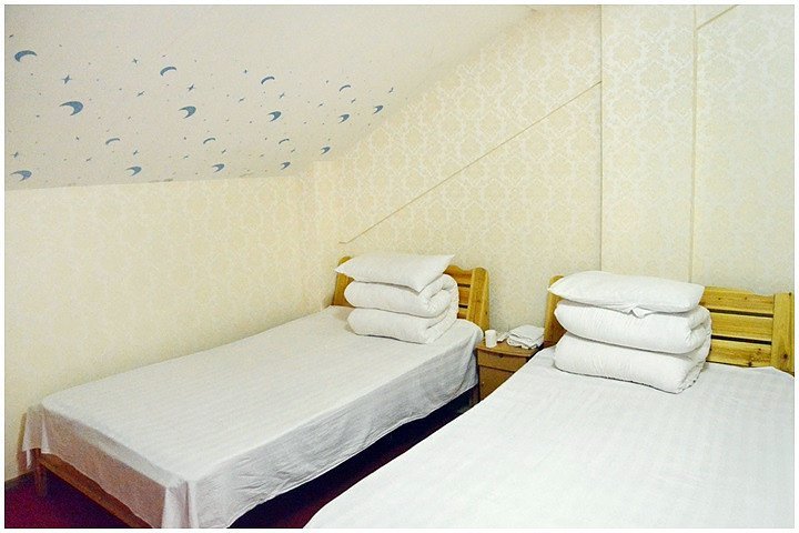 yijubinguan Guest Room