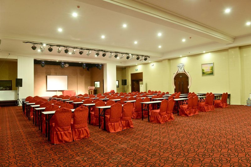  meeting room