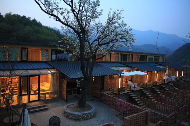 Guanlangu HostelOver view