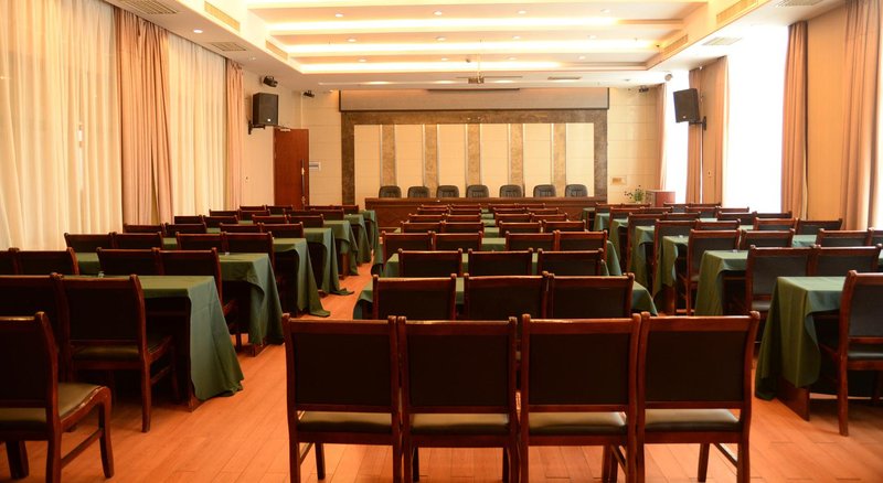 GARND SPRING HOTEL meeting room