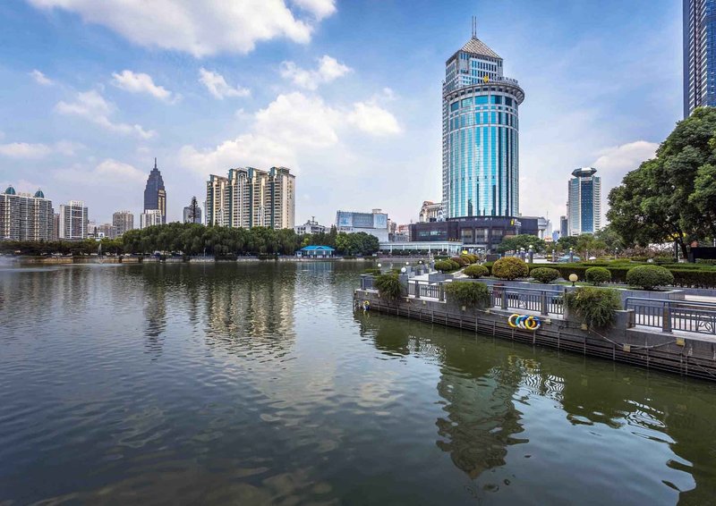 Wuhan Jin Jiang International Hotel Over view