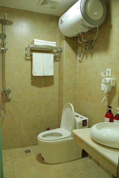 CHUN  CHENG HOTELGuest Room