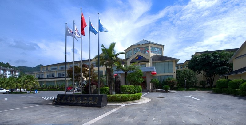 Tengchong Airport Sightseeing Hotel Over view