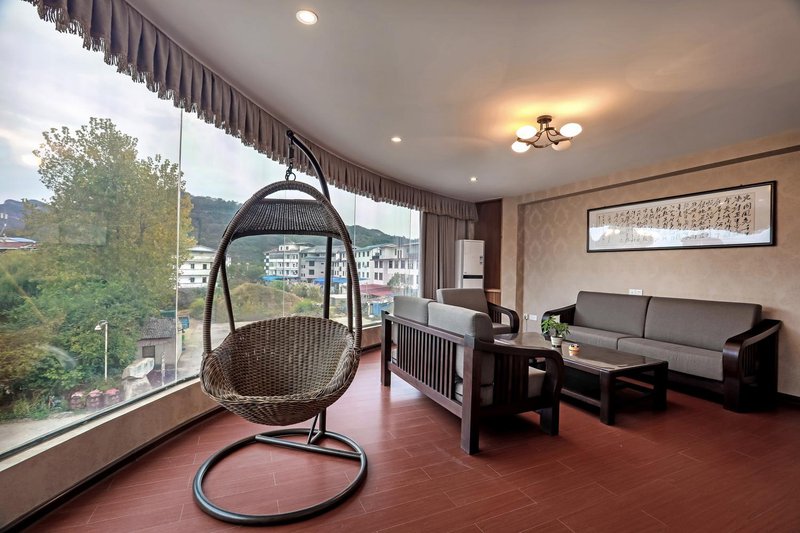 TRAVELER MING XING FAMILY HOTEL 客房