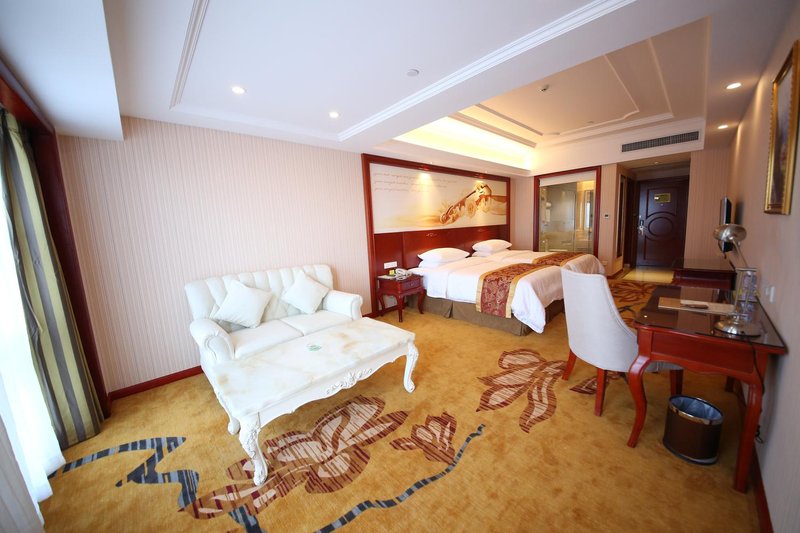 Vienna International Hotel (Guangning) Guest Room