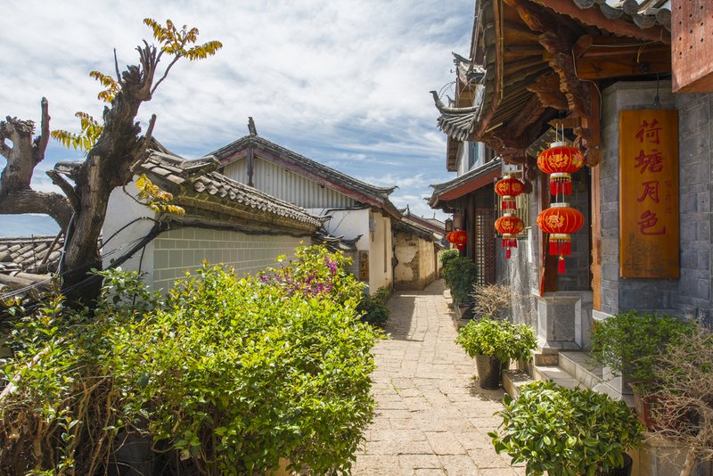 Lijiang Lihe Inn Over view