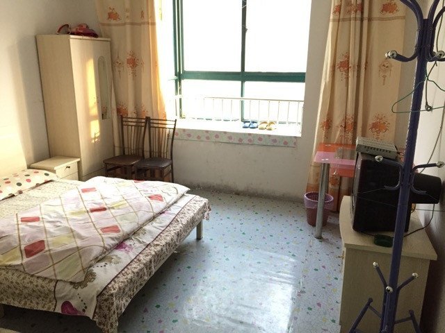 Store in nanjing mochou lake family apartment  Guest Room