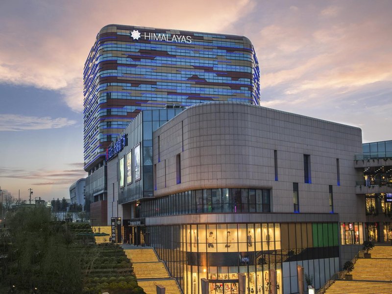 Himalayas Qingdao Hotel Over view