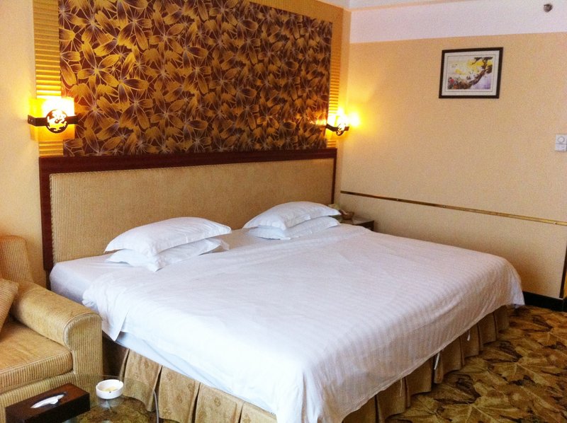 Fulong Hotel Guest Room