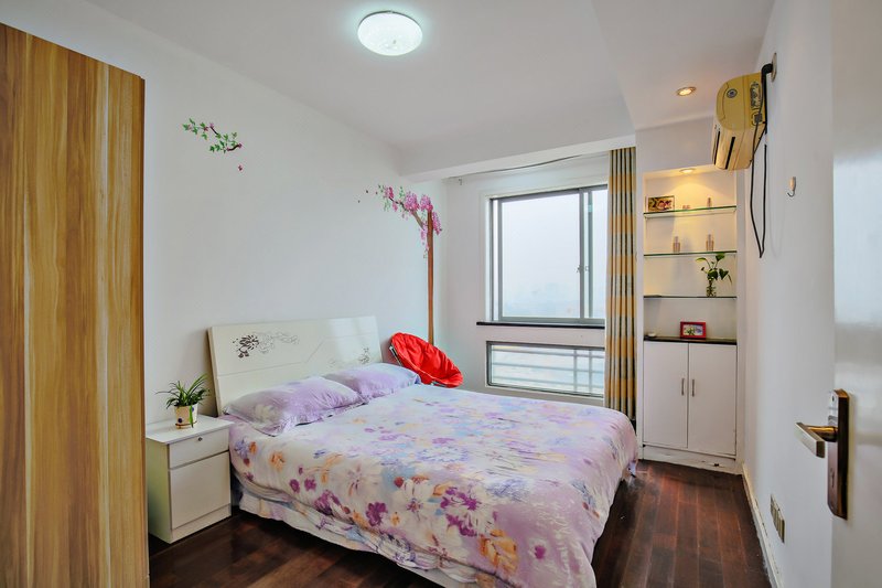 杭州游西湖玩厦大普通公寓(教工路店)