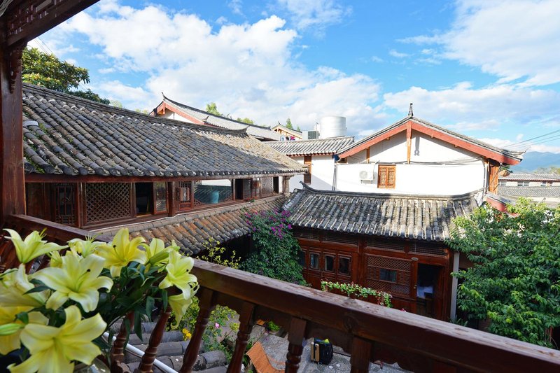 Lijiang Qiaojia Xiaoyuan Inn Over view