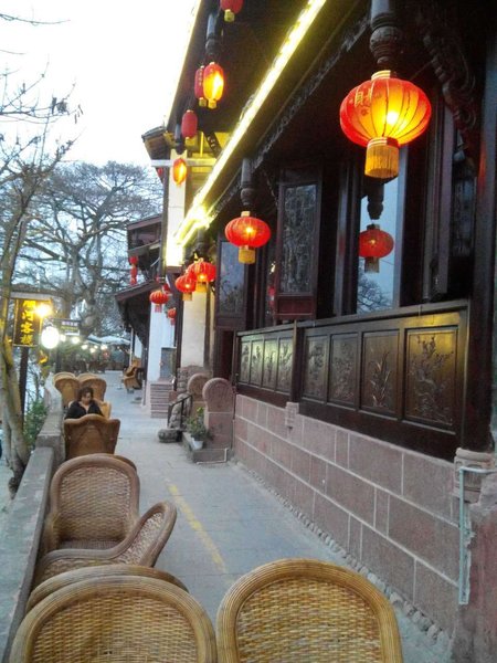 Shunhe Inn Over view