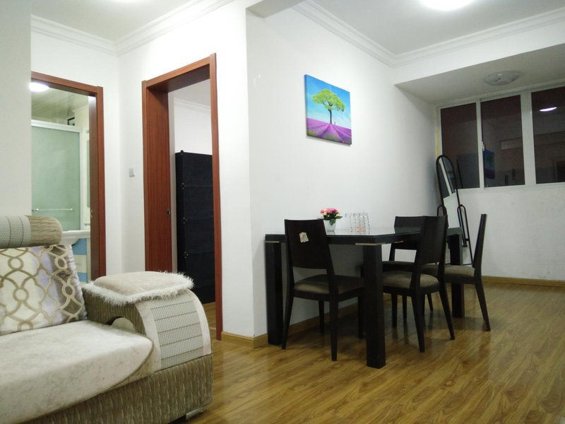 Maina Apartment HotelGuest Room