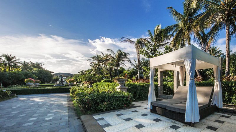 Wanda Reign Resort &Villas Sanya Haitang Bay Over view