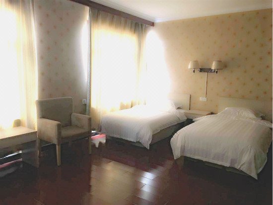 Jinan Airport Express Hotel  Guest Room