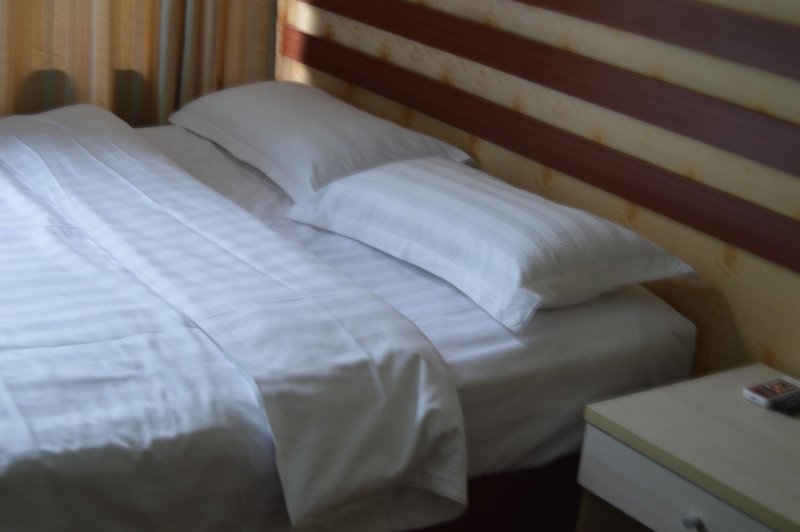 Jinan Airport Express Hotel  Guest Room