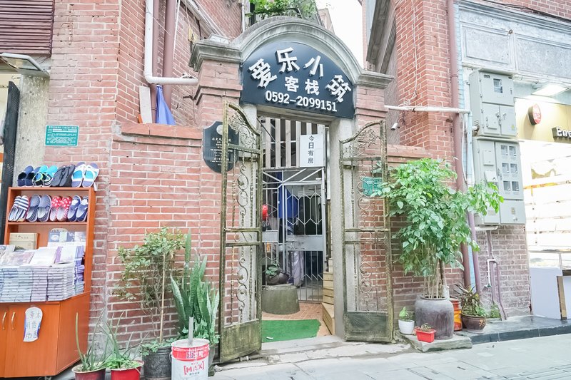  酒店外观