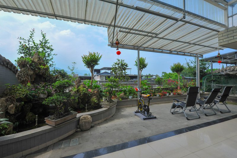 GREEN HOUSE Over view