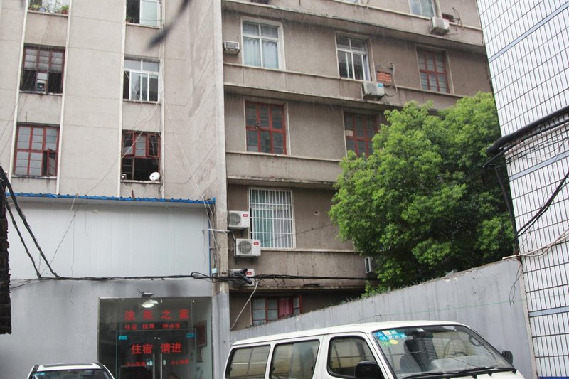 Fayuan Zhijia  Hotel Over view