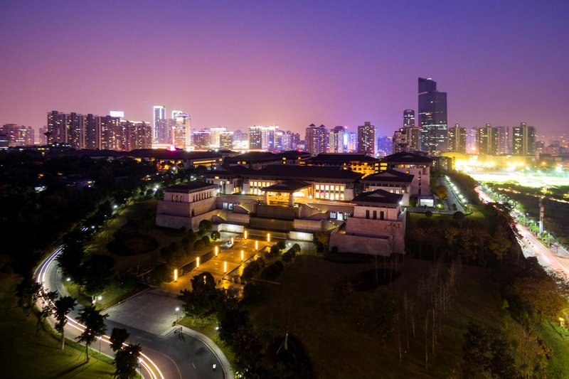 Yuzhou Hotel over view