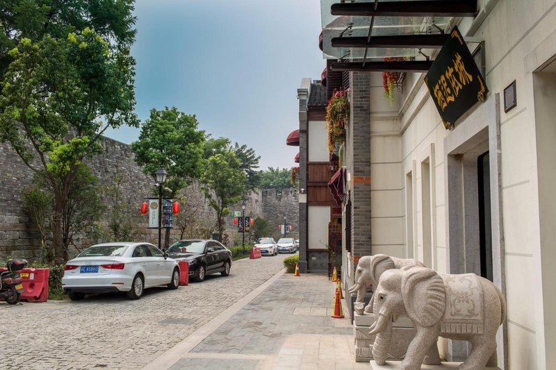 suzhou xichiyicheng garden hotel Over view