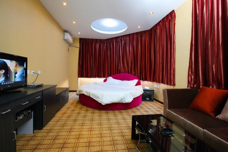 速8连锁酒店(长春火车站珠江店) (原长春金冠商