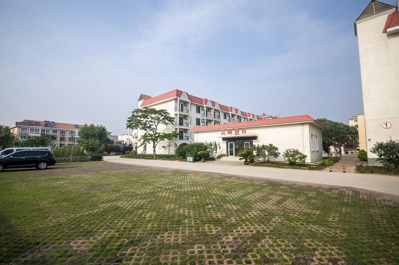 Railway Hotel Beidaihe Apartment Hotel Qinhuangdao Over view