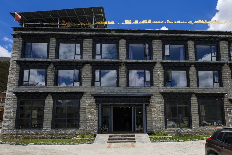 Zhaxi Zhuomu HotelOver view