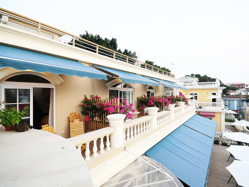 Gulangyu Mushroom & Coffee Hostel Over view