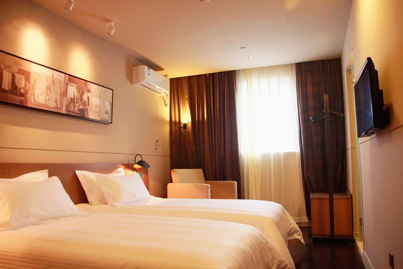 Jinjiang Inn Select (Guiyang North High speed ​​Railway Station)Guest Room