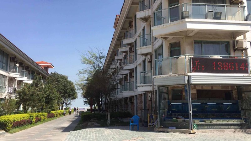 Golden beach resort hotelOver view