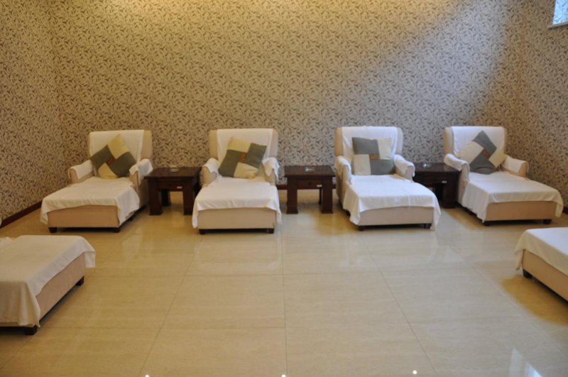 Longwan Business Hotel休闲