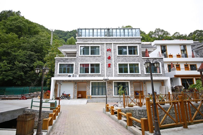 Zhuyunli Inn Over view