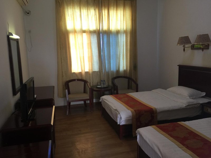 mengdingmingzhudajiudianGuest Room