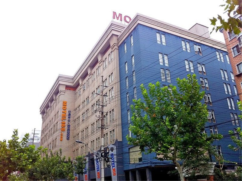 Motel 168 (Shanghai Wuning Road Metro Station Anyuan Road) Over view