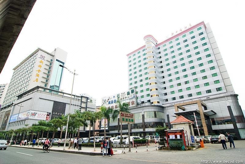 Metropolitan Hotel Over view