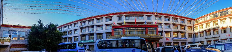 Lhasa Gang-Gyan Hotel Tibet Over view