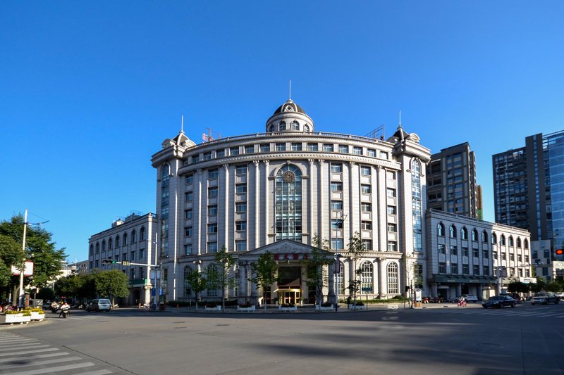 Longquan Sunny HotelOver view