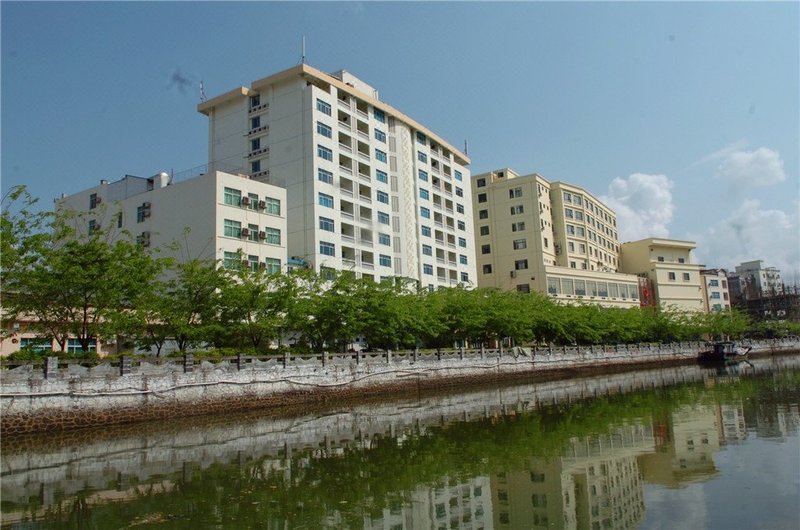 Fenghuangcheng Hotel Over view