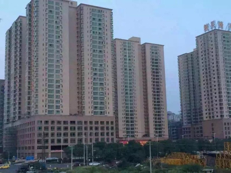 The  Mingyi  Hotel Over view