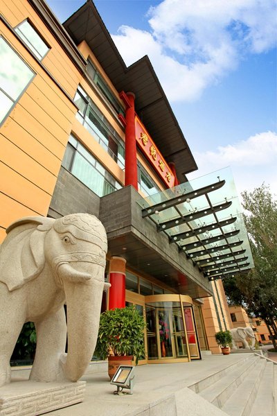 Junyue Hotel Over view