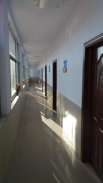 fengningerjie farmhouseHotel public area