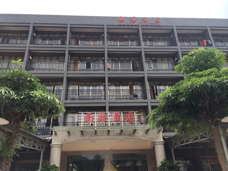 Nanhai Hotel over view