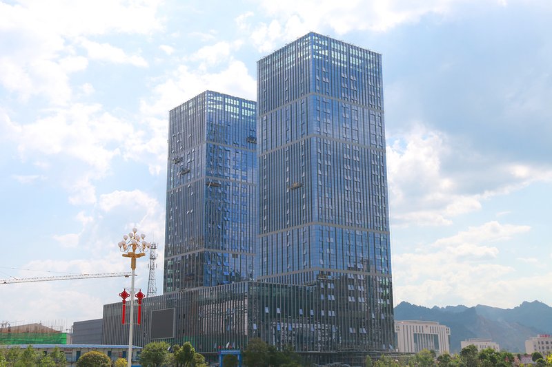 Sunshine International Hotel Xiangxi Over view