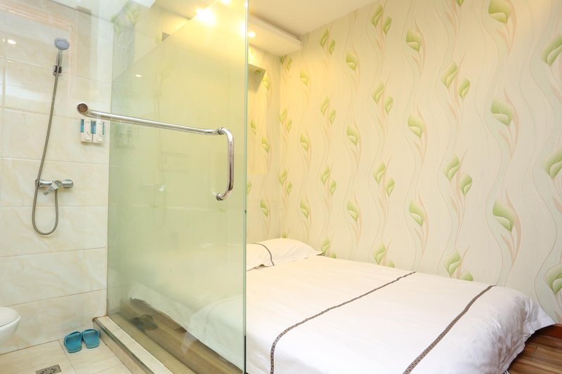Dunhua small cube Hotel Guest Room