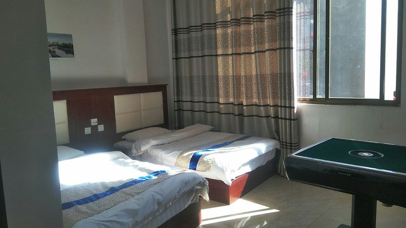 Caiyun Express Hotel, Luoping County Guest Room